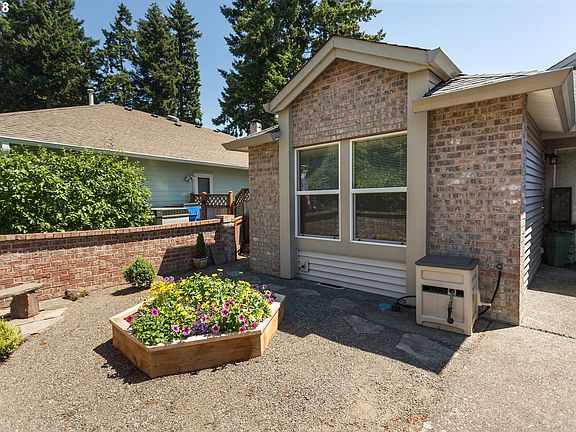 2nd image of 3215 SE Spyglass Dr