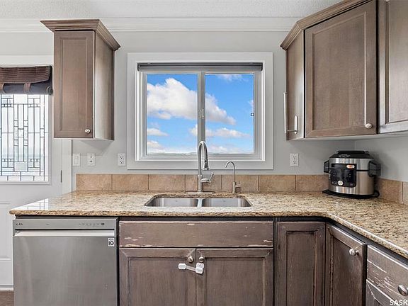 5th image of 207 McCallum Way #3