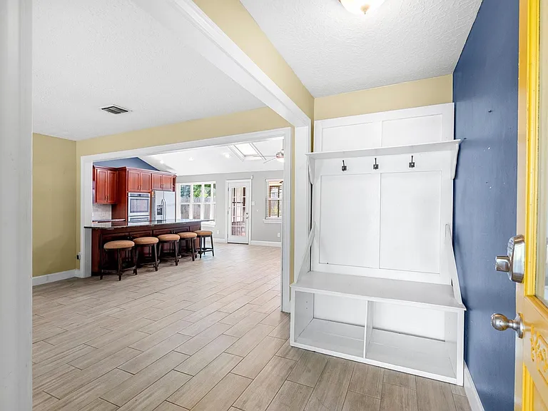 3010 Westerland Dr — Photo 7