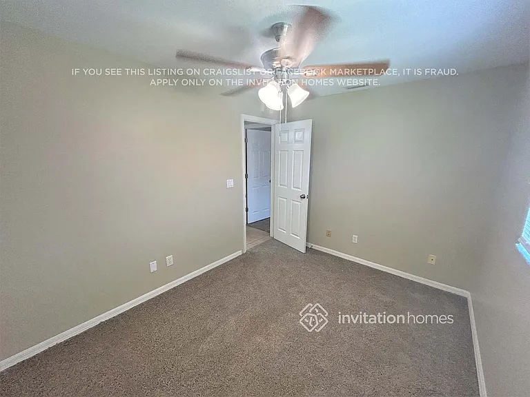 619 SE 18th St — Photo 11