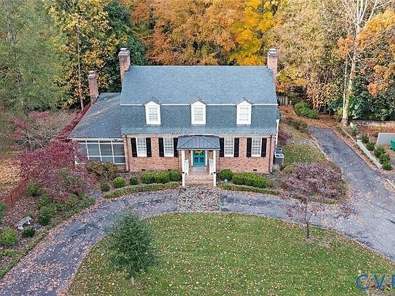 2nd image of 1113 Overbrook Rd