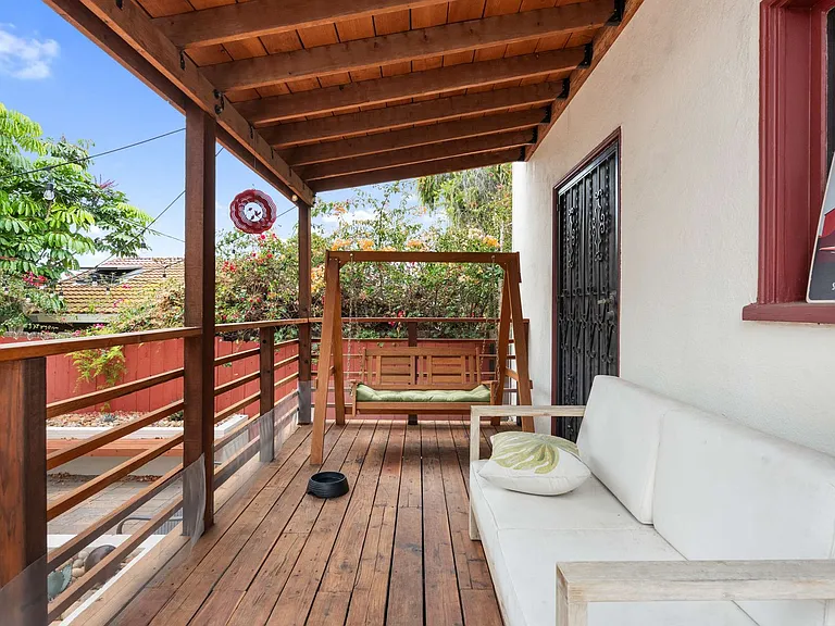2615 Myrtle Ave — Photo 37