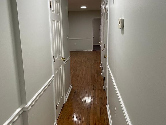 2nd image of 2355 N Park Ave