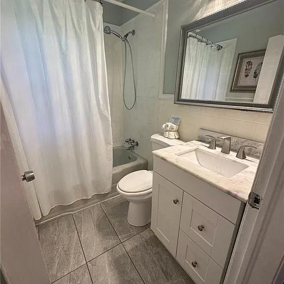 1900 Meadow Ln #1900 — Photo 5