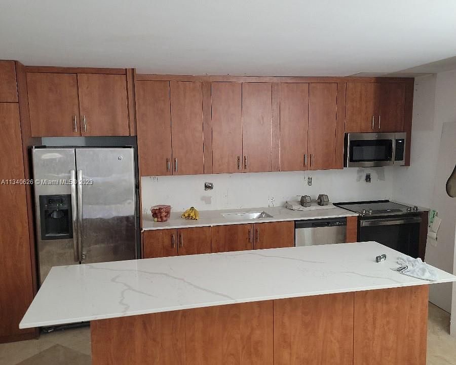 2nd image of 801 NE 199th St APT 105
