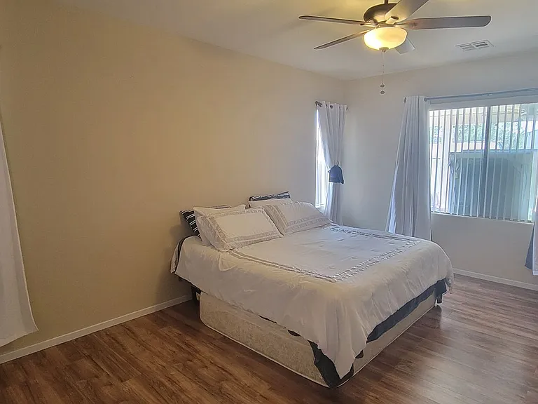 3833 Bowers Hollow Ave — Photo 10