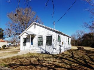 501 N Avenue F, Elgin, TX 78621