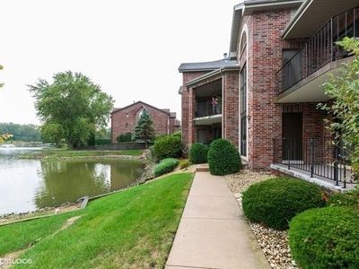 8695 W 111th St APT 1A, Palos Hills, IL, 60465