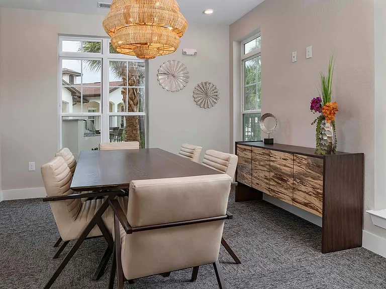 Tuscan Reserve Apartments — Photo 31