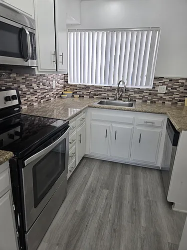 Oceanaire Townhomes Photo 1