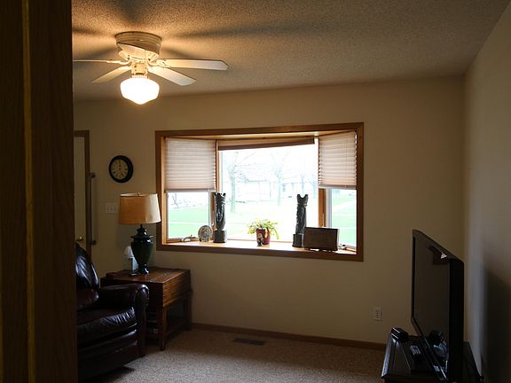 3rd image of 1922 23rd St