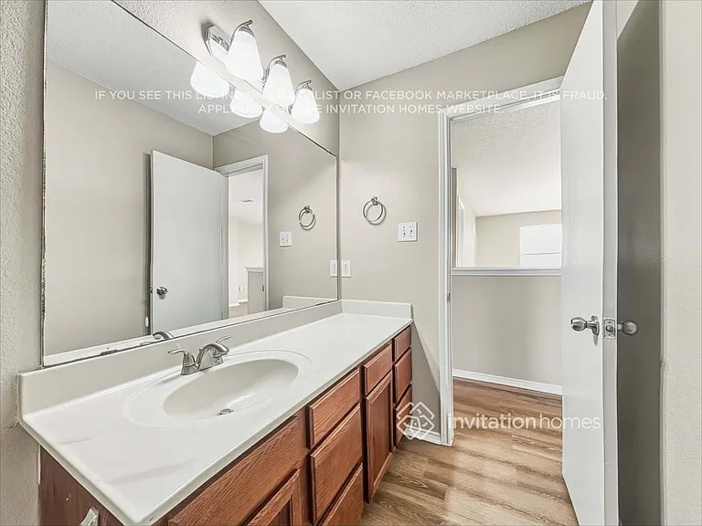 4512 Ashbury Ln — Photo 17