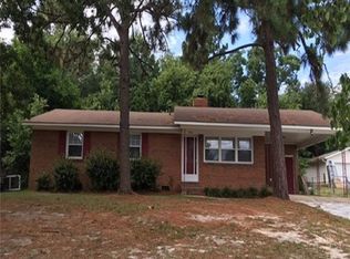 1842 Ashton Rd, Fayetteville, NC 28304