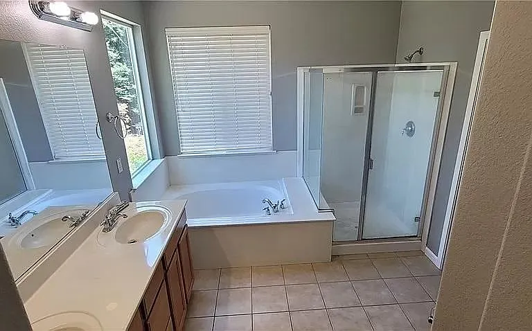 3523 Windsong Ct — Photo 16