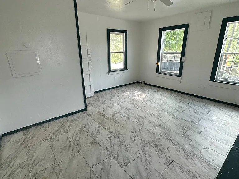 613 N Eye St #14 — Photo 2