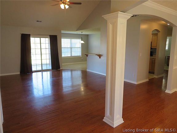 2nd image of 2014 Sterling Oaks Dr