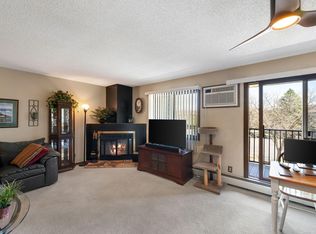 7601 W 101st St APT 302, Minneapolis, MN 55438