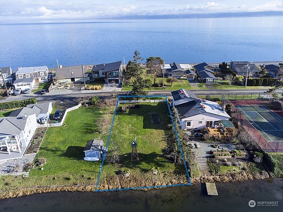 4th image of 1336 Beach Drive