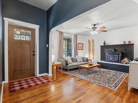 4th image of 2268 Madison Ave