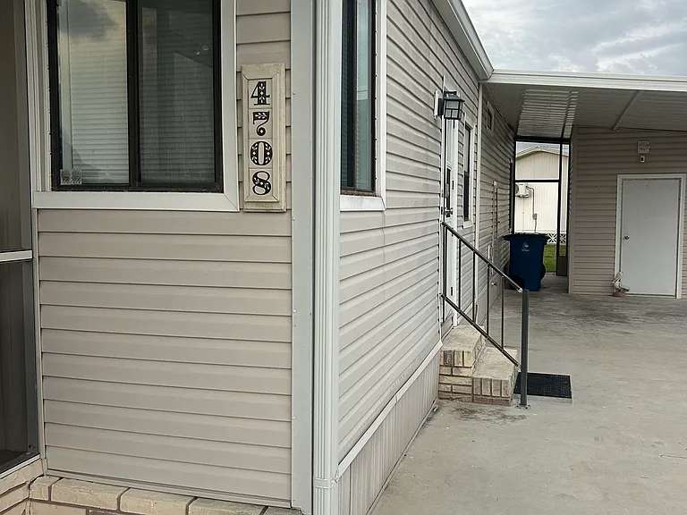 4708 Bali Hai Ln — Photo 2