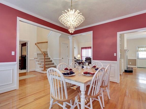 5th image of 226 Stonington Dr