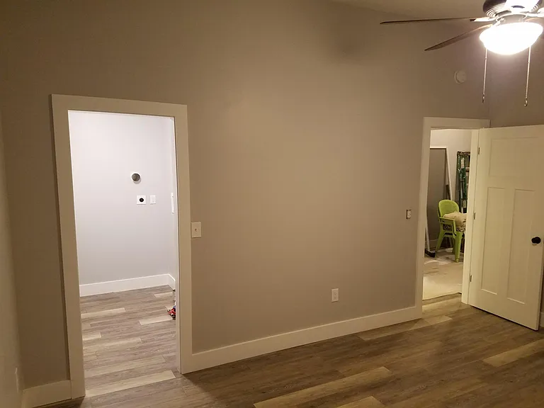 220 Main St — Photo 16