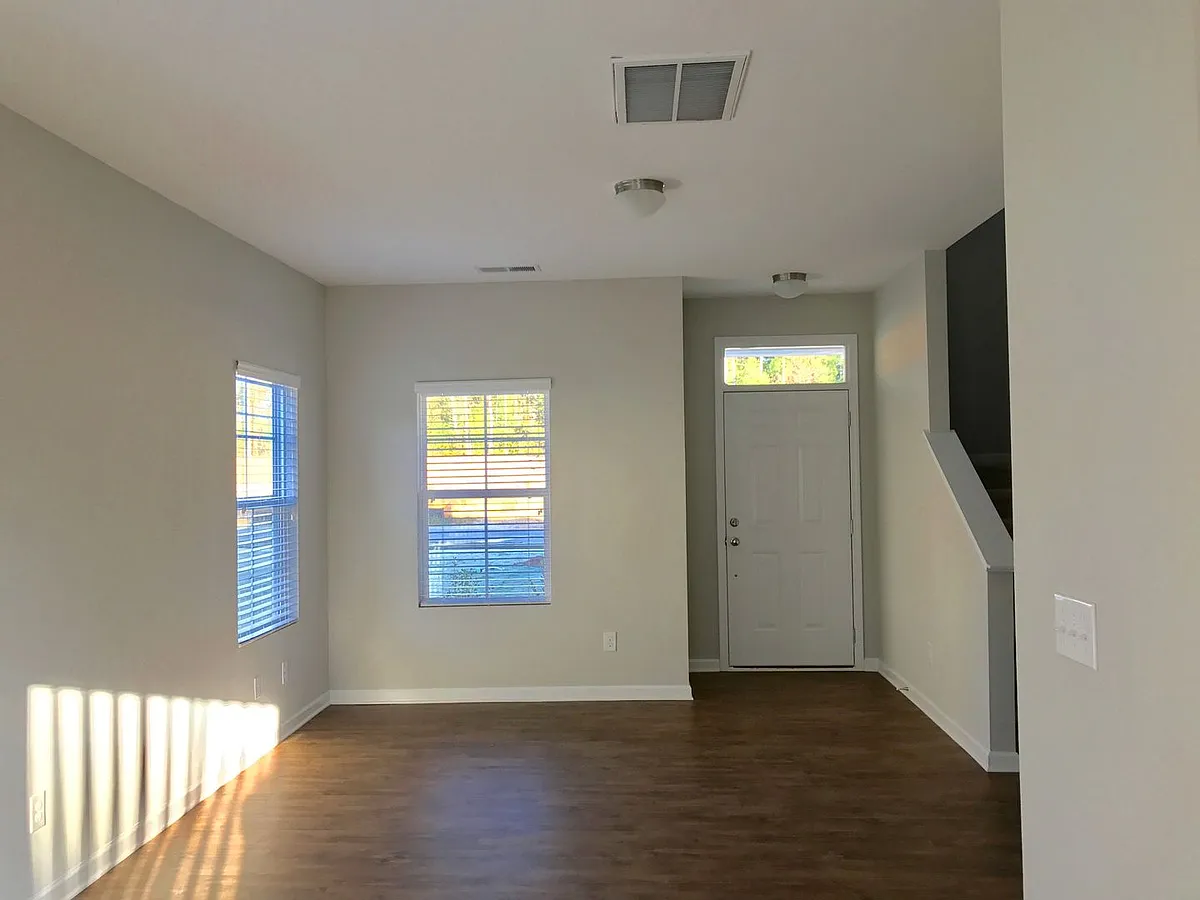 Building Photo - 1222 Oak Haven Dr