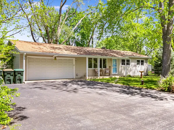 23816 W Sussex Dr, Channahon, IL 60410