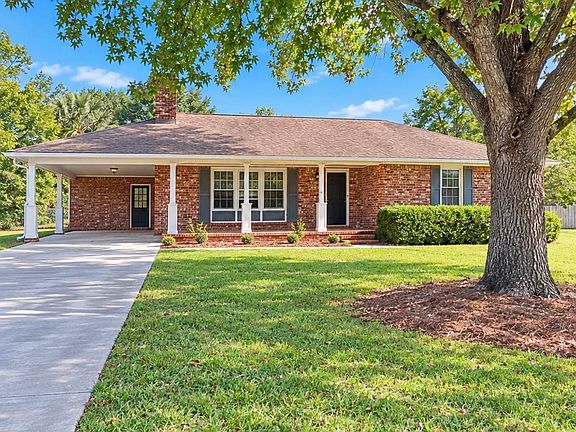 2nd image of 18 Yosemite Cir