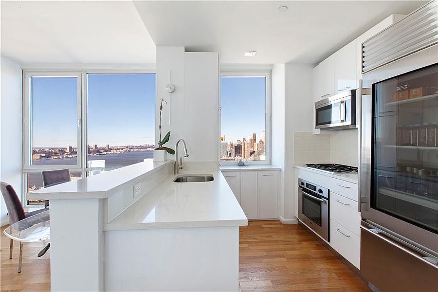 1st image of 635 W 42nd St APT 35F