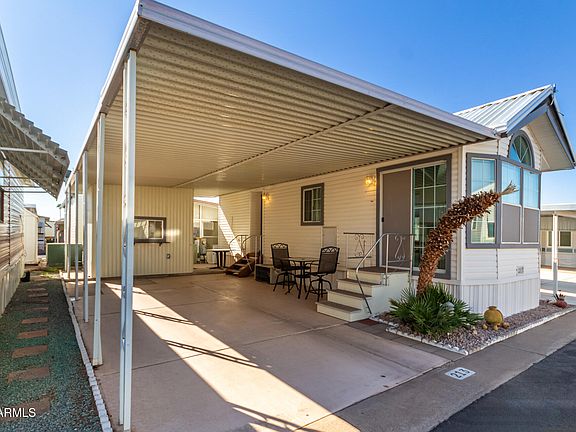 5th image of 213 E HEDGE Drive