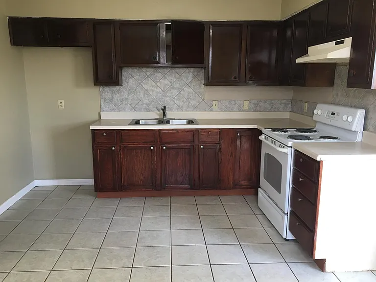 3216 Delaware Ave #C — Photo 7