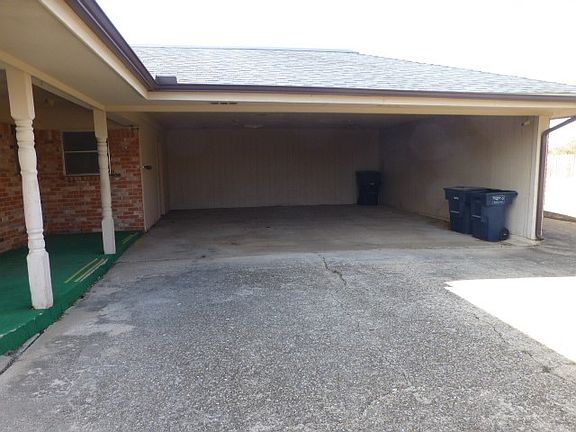 3rd image of 4612 Ranch View Rd