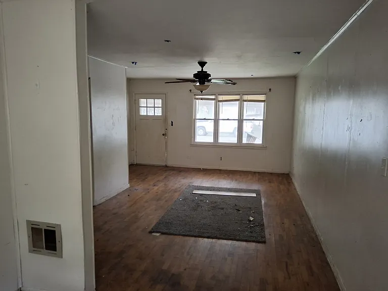 812 N Pawnee Ave — Photo 5