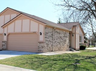 42158 Blossom Ln, Clinton Township, MI
