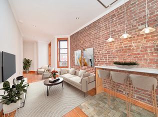501 1/2 W 43rd St #2W, New York, NY 10036