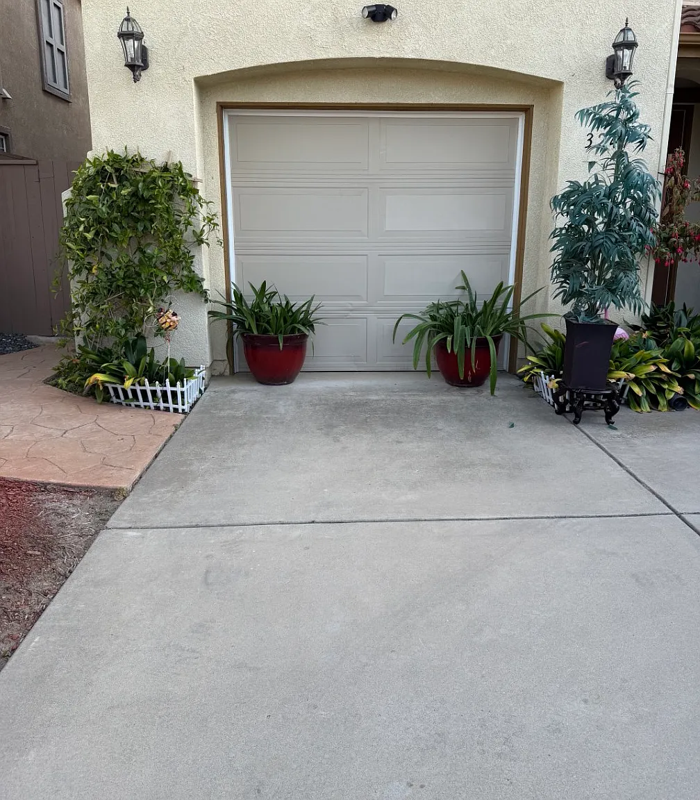 3200 Toopal Dr — Photo 1
