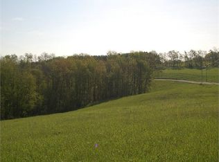 5149 Steubenville Rd SE, Amsterdam, OH 43903