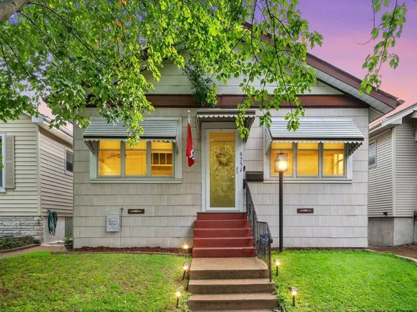 5231 Schollmeyer Ave, Saint Louis, MO 63109