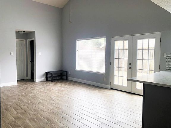 4th image of 12818 Covey Ln