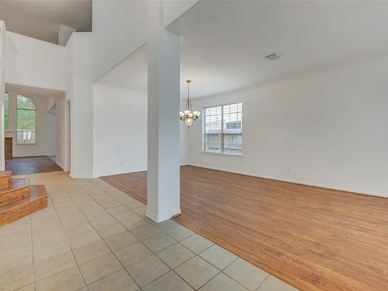 16464 Beewood Glen Dr — Photo 6