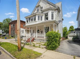 30 Overlook Pl, Newburgh, NY 12550