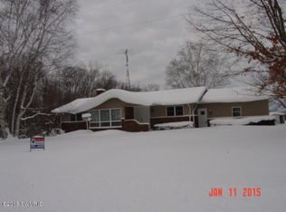 72358 56th St, Decatur, MI 49045