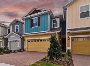 5729 Skytop Dr, Lithia, FL 33547