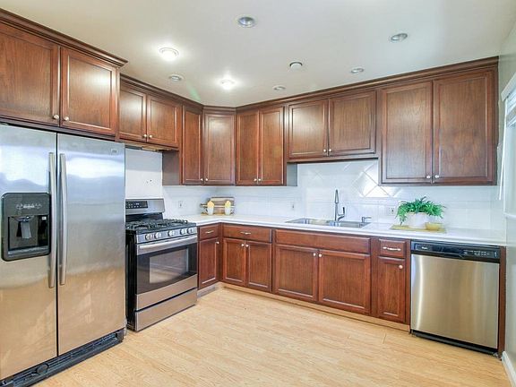 5th image of 2909 Custer Dr