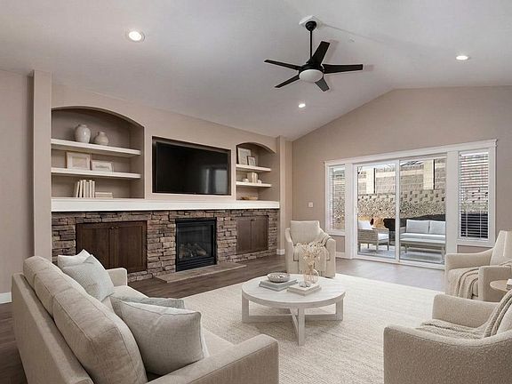 4th image of 4384 Corvina St
