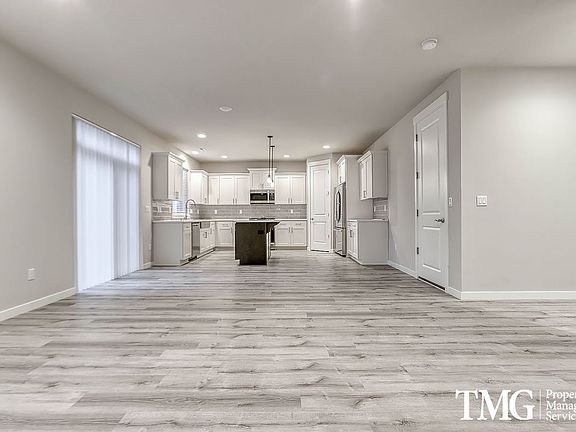 2nd image of 9918 NE 109th Way