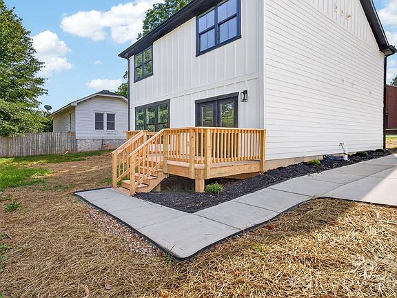 5th image of 304 N 14th St