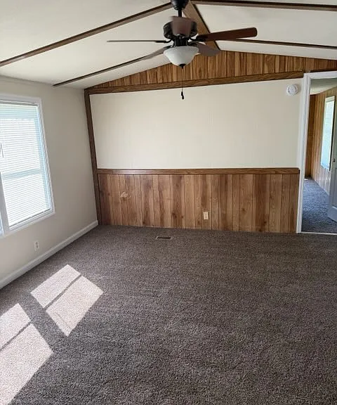 210 Theresa Ln — Photo 3