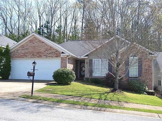 1st image of 4915 Cambridge Dr